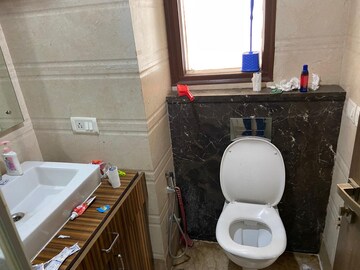 Bathroom in 4 BHK Builder Floor at Safdarjang Enclave – for Rent