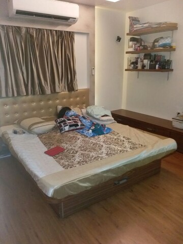 Bedroom in 2 BHK Apartment at Benhur CHS LTD, Andheri West – for Rent
