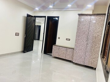 Room in 4 BHK Builder Floor at Baba Colony – for Sale
