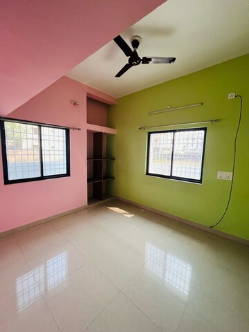 Room in 3 BHK Apartment at Hatia – for Rent