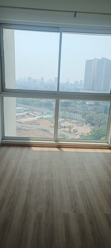 Room in 1 BHK Apartment at Bhairaav Goldcrest Residency, Ghansoli – for Rent