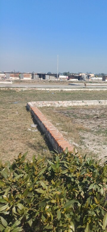  Plot For Sale in Jewar