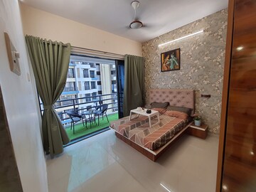1 RK Apartment For Sale in Royal Complex Naigaon, Naigaon East