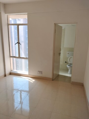Room in 2 BHK Apartment at Conscient Habitat, Sector 99a – for Rent