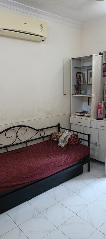 Room in 1 RK Apartment at Manish Darshan Andheri, Andheri East – for Rent