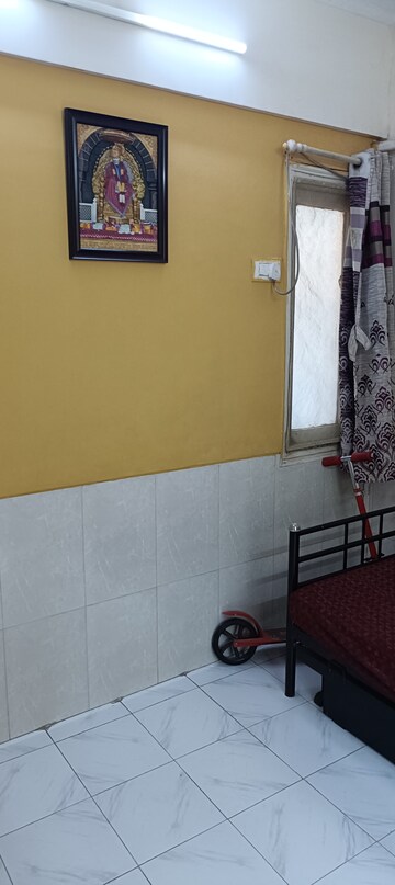 Bathroom in 1 RK Apartment at Manish Darshan Andheri, Andheri East – for Rent