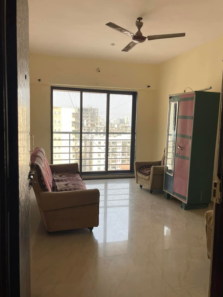 Living Room, mohini-grace-chs 2 Bedroom 700 Sq.Ft. Apartment In Andheri West Mumbai 8357180