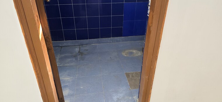 Bathroom, sector 23 dwarka 3 Bedroom 1600 Sq.Ft. Apartment In Sector 23 Dwarka Delhi 8357206