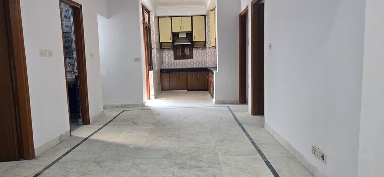 Other, sector 23 dwarka 3 Bedroom 1600 Sq.Ft. Apartment In Sector 23 Dwarka Delhi 8357206