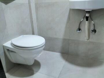 Bathroom in 1 BHK Apartment at Conwood Astoria, Goregaon East – for Rent