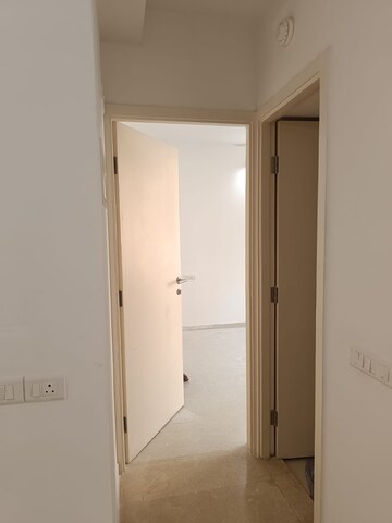 Room in 1 BHK Apartment at Hiranandani Estate Solitaire C, Ghodbunder Road – for Rent