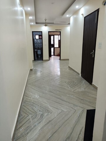 Room in 1.5 BHK Builder Floor at Gagan Vihar – for Rent