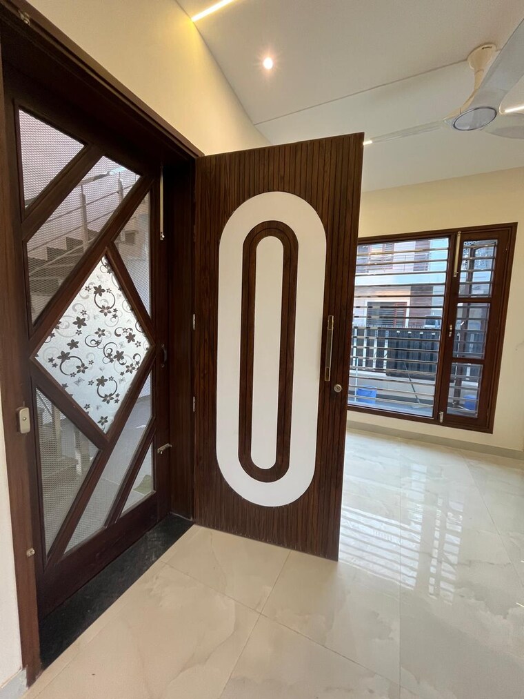 Room, kharar mohali road 3 Bedroom 115 Sq.Yd. Independent House In Kharar Mohali Road Kharar 8357418