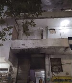 9000 Sq.Ft. Showroom in Commercial Carner Buildin