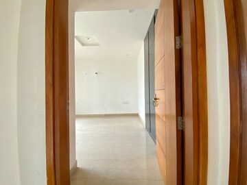 Room in 3 BHK Apartment at Peer Mucchalla – for Sale