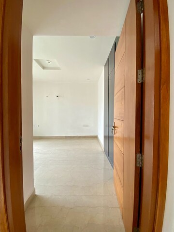 Furnished Amenities in 3 BHK Apartment at Peer Mucchalla – for Sale