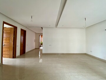 Room in 3 BHK Apartment at Peer Mucchalla – for Sale