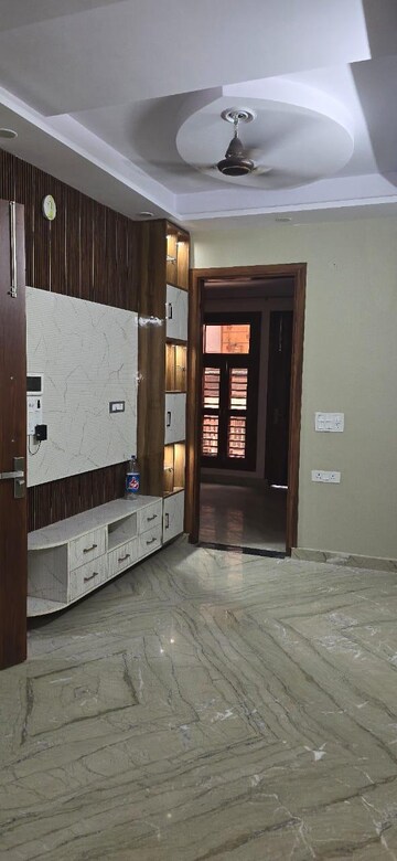 2 BHK Builder Floor For Rent in Gagan Vihar Delhi  8357414