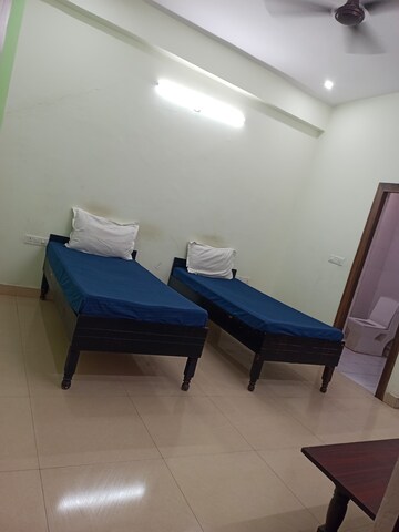Room in  Pg at Sector 62 – for Rent