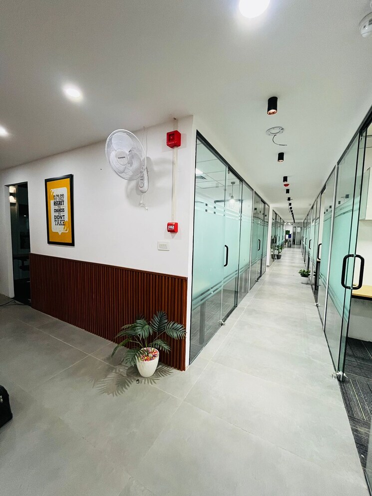 Team Area, sector 62 Commercial Co Working Space 1375 Sq.Ft. In Sector 62 Noida 8357454