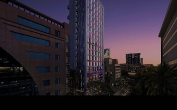 2 BHK Apartment For Sale in Veena Solace, Santacruz West