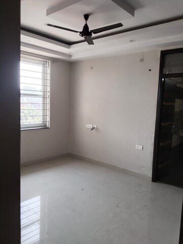 Room in 3 BHK Apartment at Sarjapur – for Sale