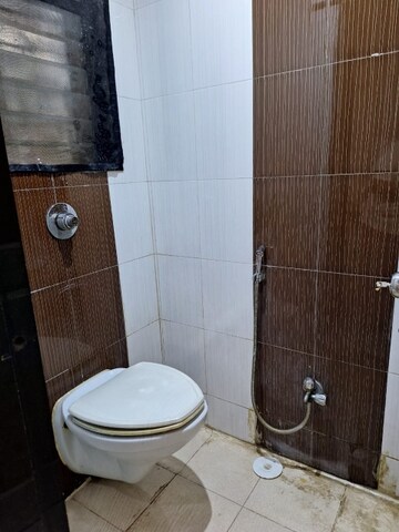 Bathroom in 1 BHK Apartment at Goregaon West – for Rent