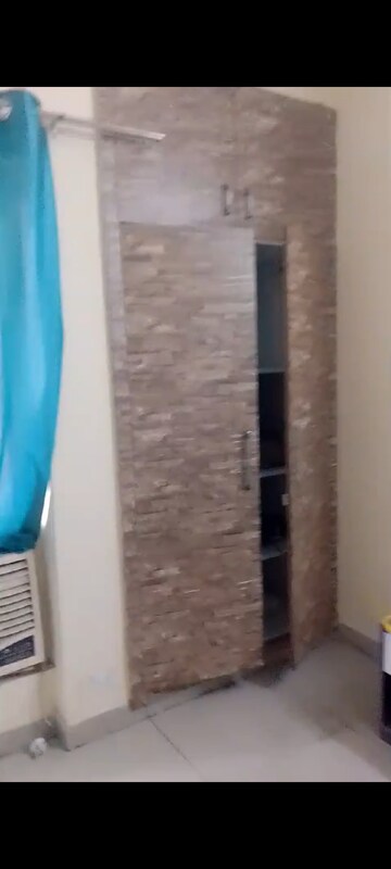 Building Lobby in 4 BHK Apartment at Panchsheel Greens, Sector 16 Greater Noida – for Rent