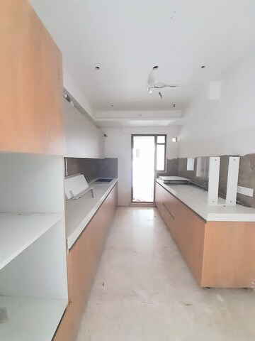 Building Lobby in 3 BHK Apartment at The Park Residency Andheri, Andheri West – for Rent