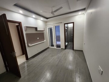 Room in 3 BHK Apartment at Lohgarh – for Rent
