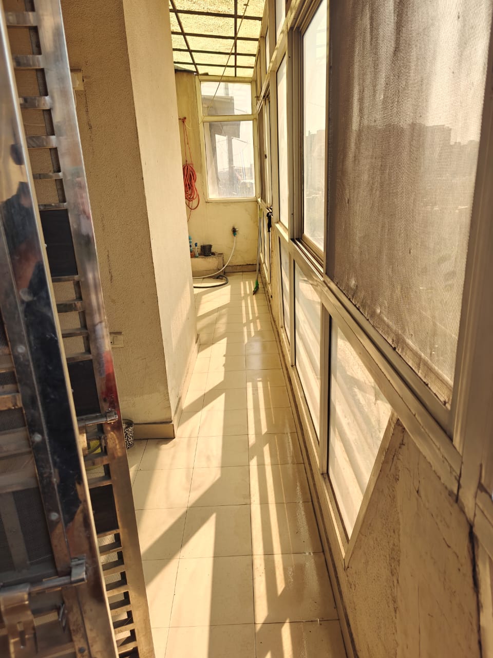 2 BHK 800 Sq.Ft. Apartment in Shipra Suncity