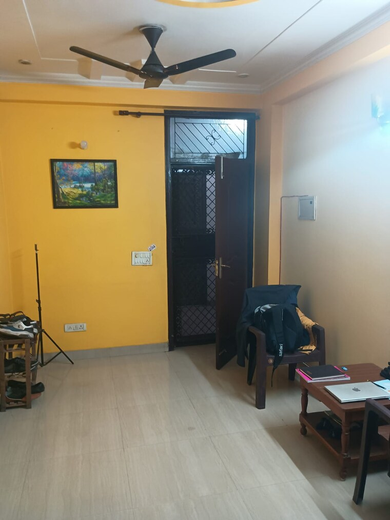 Living Room, shipra-suncity 2 Bedroom 800 Sq.Ft. Apartment In Vaibhav Khand Ghaziabad 8357734