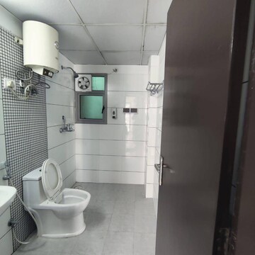 Bathroom in 2 BHK Apartment at Supertech Cape Town, Sector 74 – for Rent