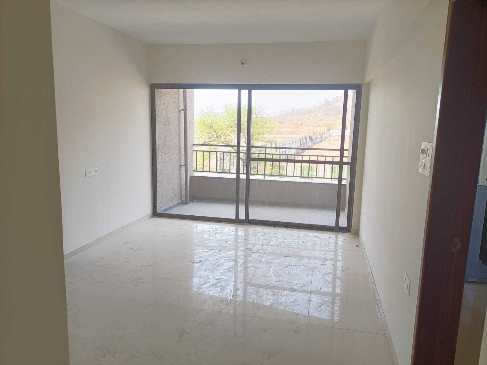 3 BHK + Extra Room Apartment For Sale in Mantra Montana Phase 6