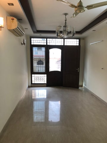 Room in 3 BHK Apartment at Shivalik Colony – for Rent