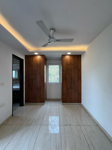 Room in 2 BHK Builder Floor at Lajpat Nagar – for Rent