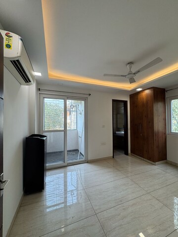 Room in 2 BHK Builder Floor at Lajpat Nagar – for Rent