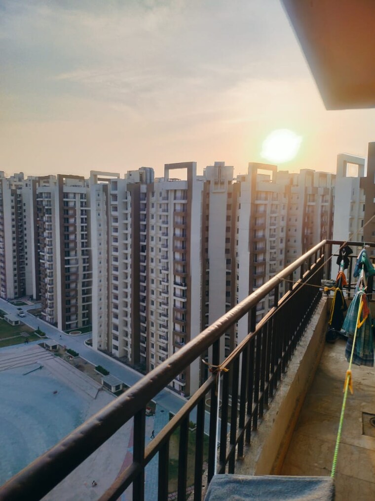 Balcony, amrapali-golf-homes 3 Bedroom 1425 Sq.Ft. Apartment In Sector 4, Greater Noida Greater Noida 8358279