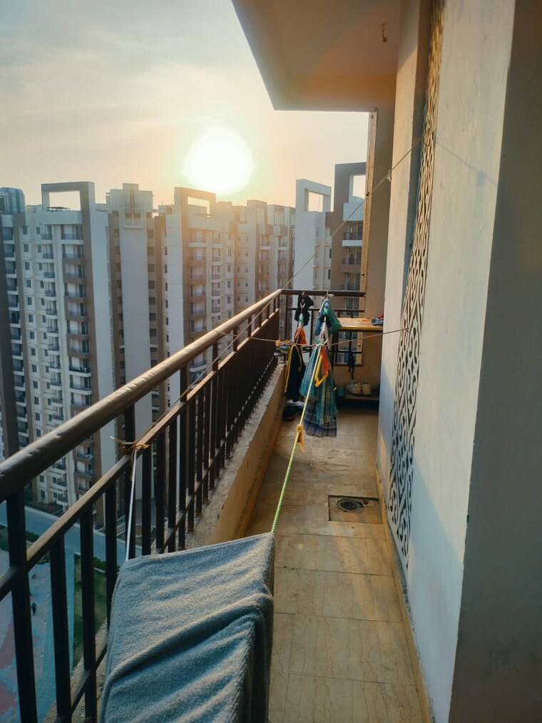Balcony, amrapali-golf-homes 3 Bedroom 1425 Sq.Ft. Apartment In Sector 4, Greater Noida Greater Noida 8358279