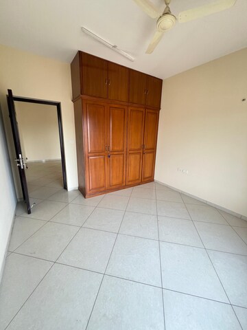 Room in 2 BHK Apartment at Ibrahim Enclave HBR Layout, Hbr Layout – for Sale