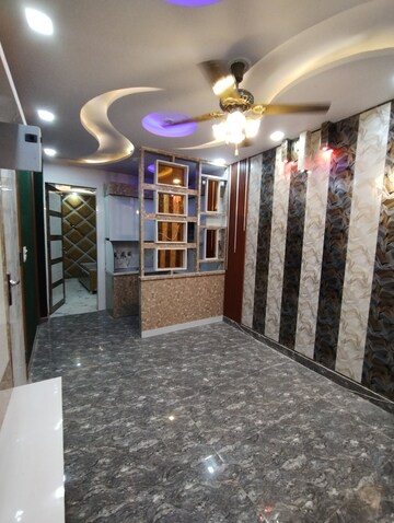 1 BHK Builder Floor For Sale in Uttam Nagar West