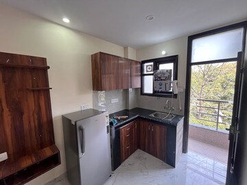 Kitchen in 1 RK Builder Floor at Maple Heights, Sector 43 – for Rent