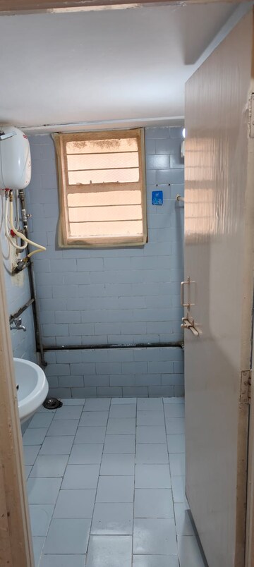 Bathroom in 1 BHK Apartment at Windsor Estate, Kalyani Nagar – for Rent