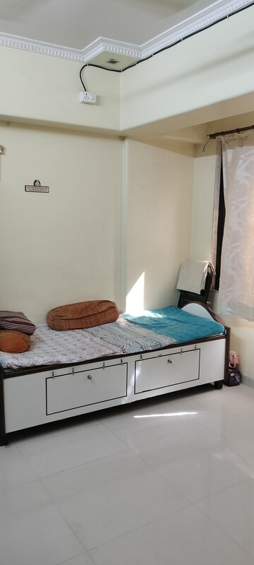 Bedroom in 1 RK Apartment at Amrita Apartment, Dadar West – for Rent