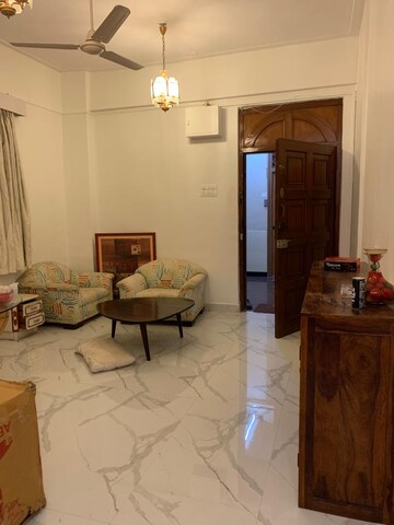 Living Room in 2 BHK Apartment at Marine Drive – for Rent