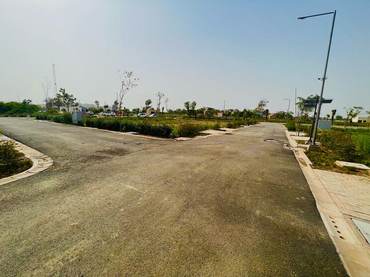 Garden, godrej-retreat  108 Sq.Yd. Plot In Sector 83 Faridabad 8358573