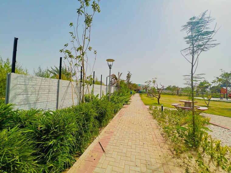 Garden, godrej-retreat  108 Sq.Yd. Plot In Sector 83 Faridabad 8358573