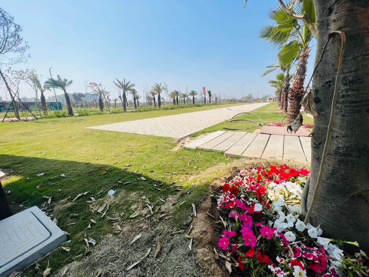 Garden, godrej-retreat  108 Sq.Yd. Plot In Sector 83 Faridabad 8358573