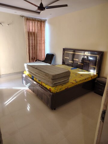 Bedroom in 3.5 BHK Apartment at Mona Greens, Ghazipur – for Sale