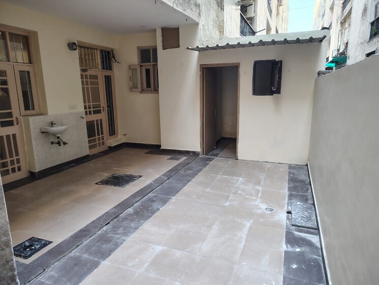 Room, mona-greens 3.5 Bedroom 1800 Sq.Ft. Apartment In Ghazipur Zirakpur 8358600